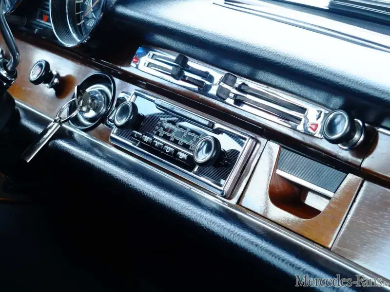 My Mum's Car